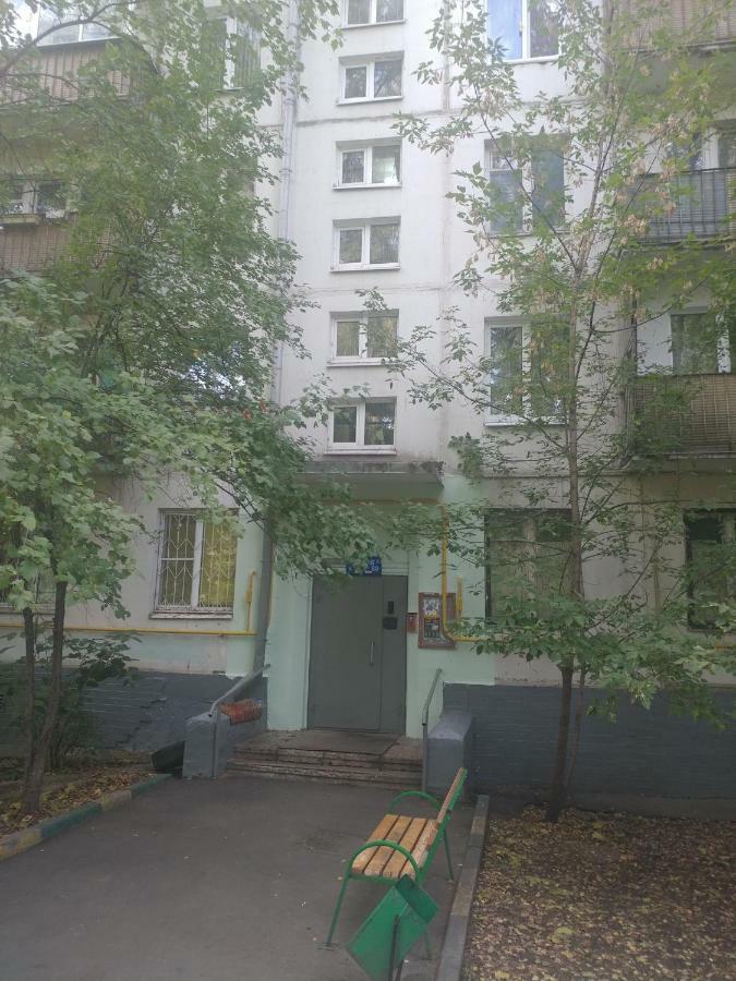 Appartement Dwuszka Na Novyh Cheremuszkah à Moscou Extérieur photo